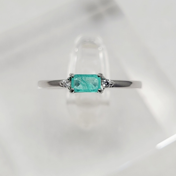 Sterling Silver Paraíba Tourmaline Ring - Picture 9 of 13